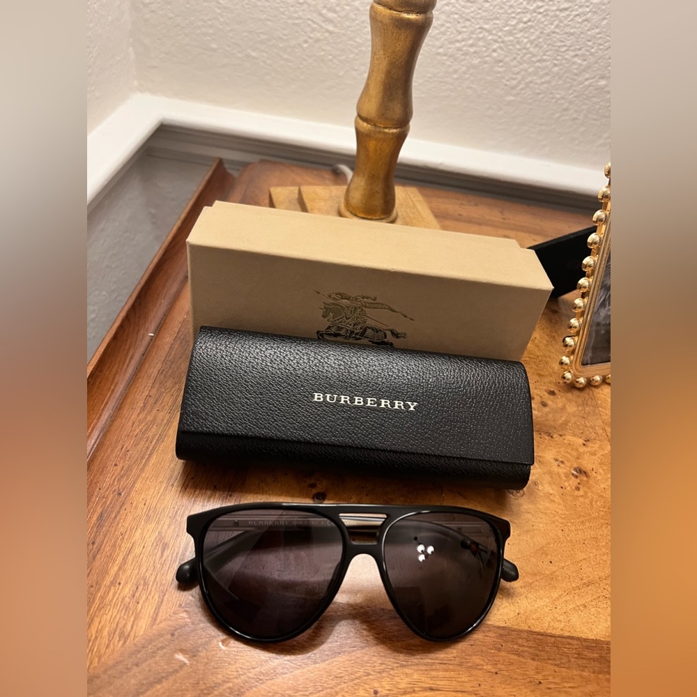 Burberry sunglasses